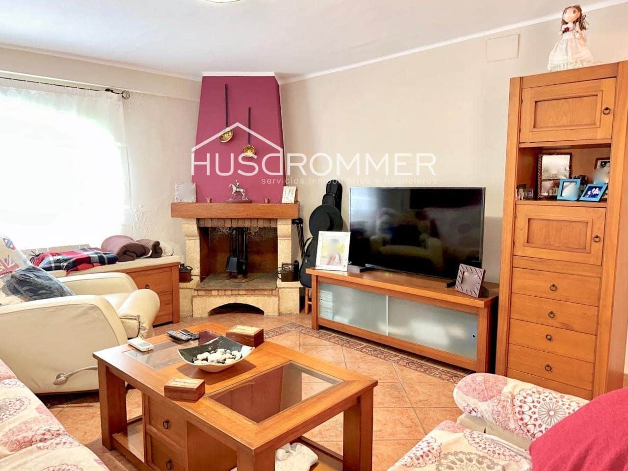 4 bedroom Villa for sale in Vila-real with pool garage - € 295,000 (Ref: 8669563)