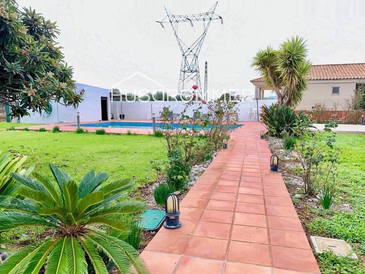 4 bedroom Villa for sale in Vila-real with pool garage - € 295,000 (Ref: 8669563)