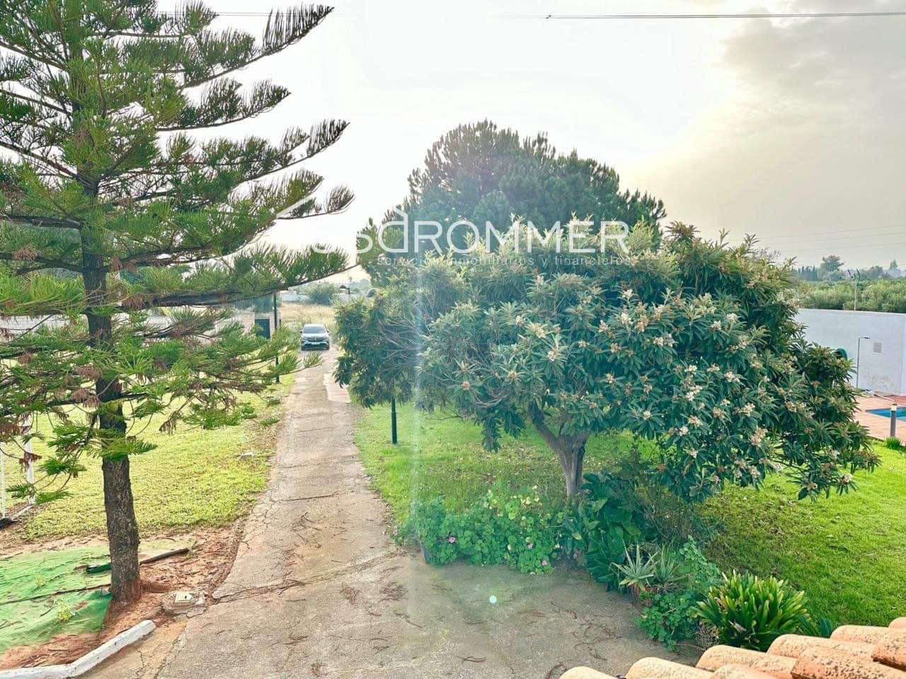 4 bedroom Villa for sale in Vila-real with pool garage - € 295,000 (Ref: 8669563)