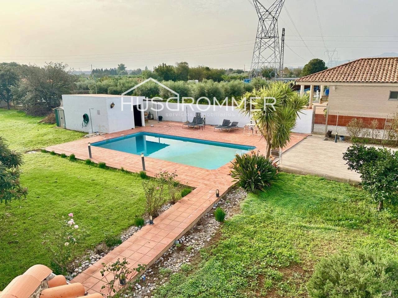 4 bedroom Villa for sale in Vila-real with pool garage - € 295,000 (Ref: 8669563)