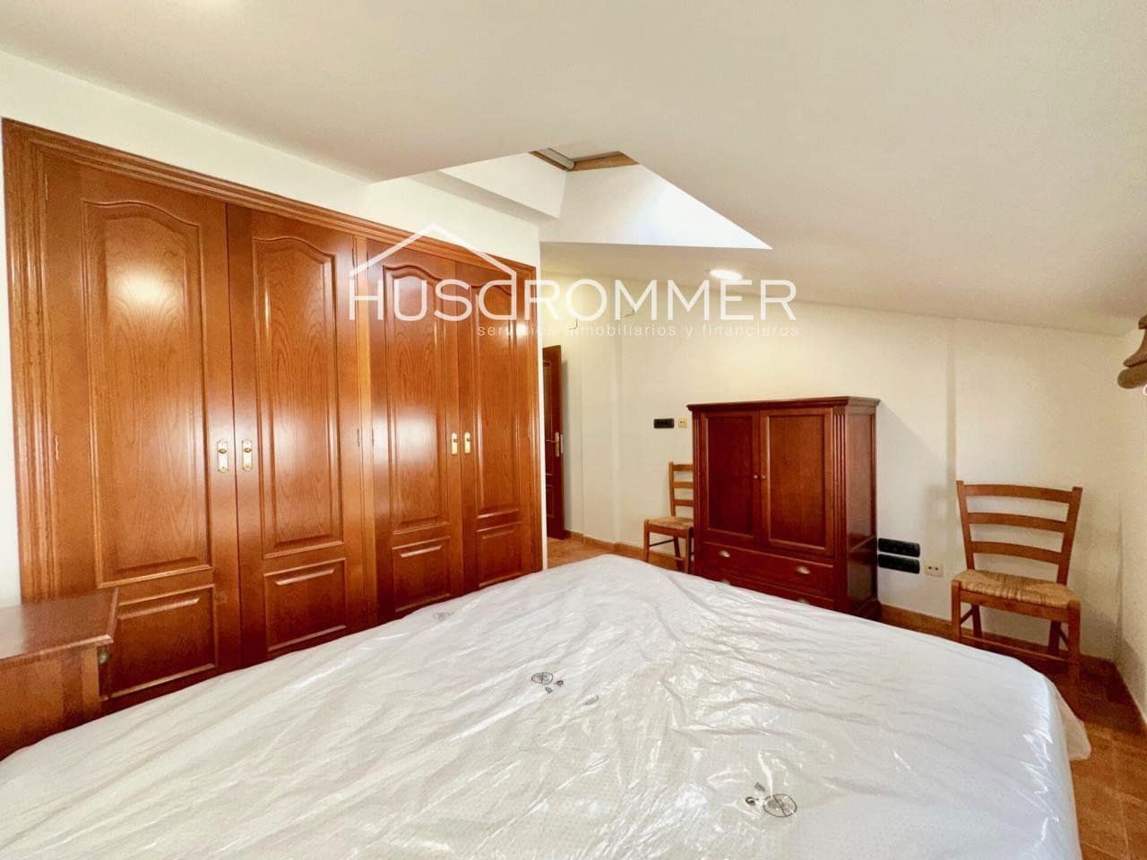 4 soveværelse Villa til salg i Vila-real med garage - € 240.000 (Ref: 8716017)