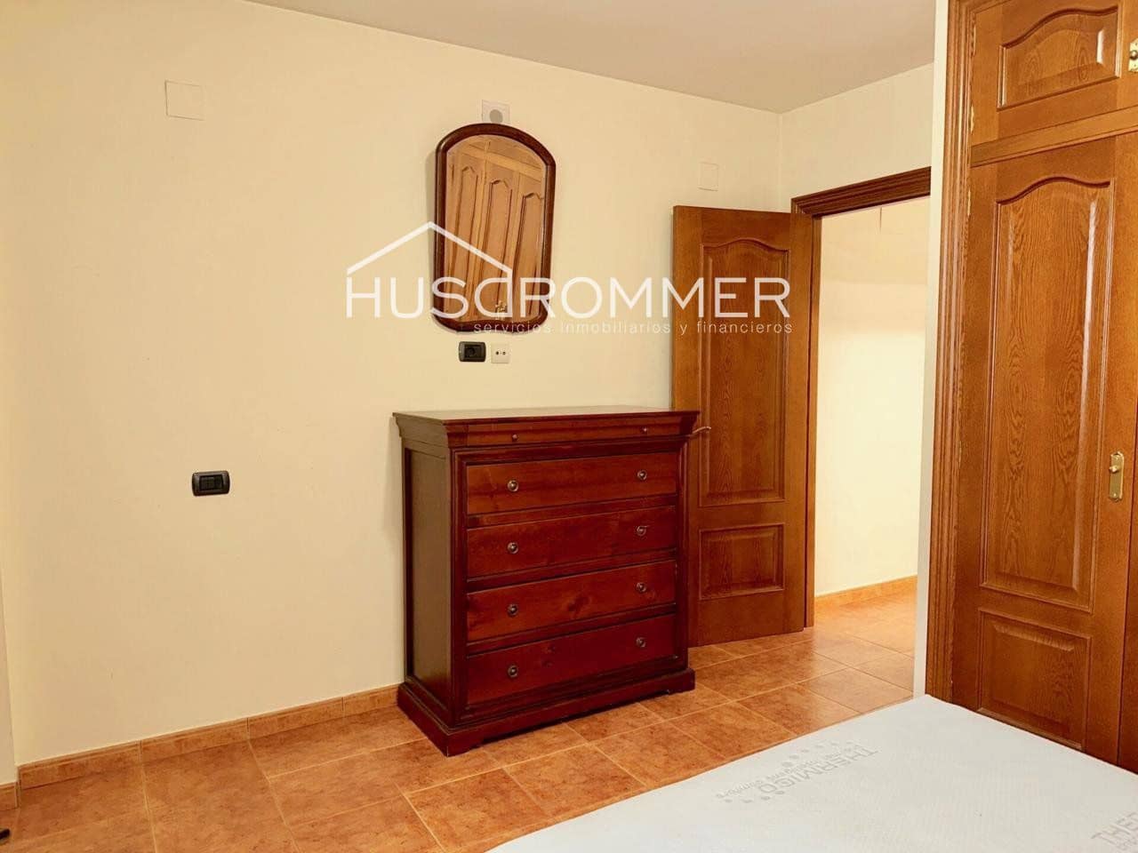 4 soveværelse Villa til salg i Vila-real med garage - € 240.000 (Ref: 8716017)