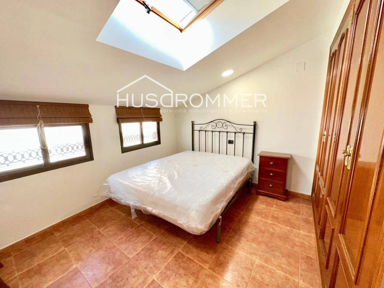 4 soveværelse Villa til salg i Vila-real med garage - € 240.000 (Ref: 8716017)