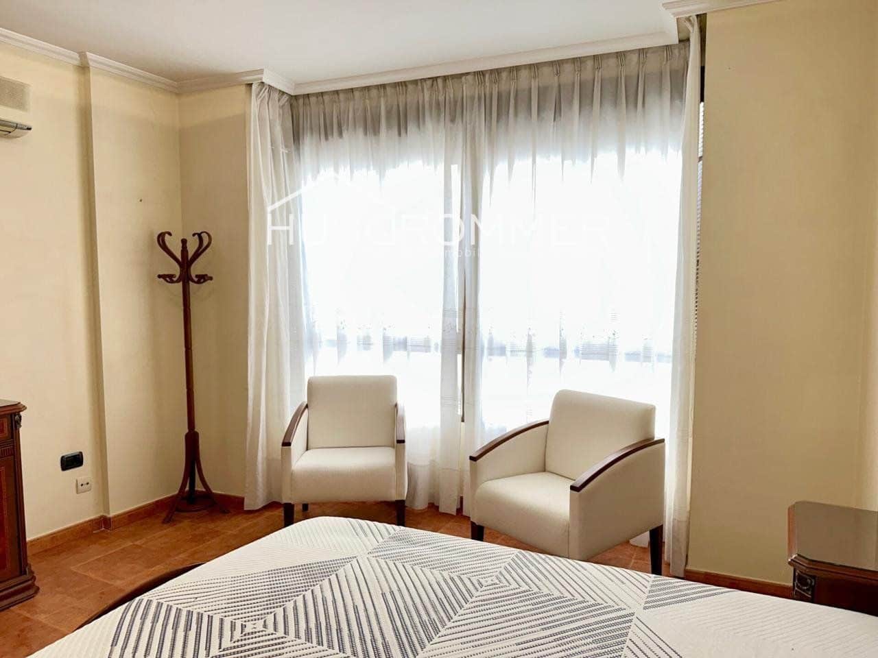 4 soveværelse Villa til salg i Vila-real med garage - € 240.000 (Ref: 8716017)