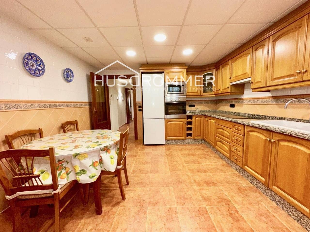 4 soveværelse Villa til salg i Vila-real med garage - € 240.000 (Ref: 8716017)