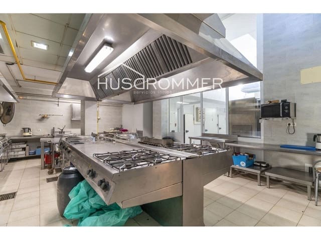 Commercial for sale in Este, Castelló de la Plana with garage - € 1,800,000 (Ref: 8721684)