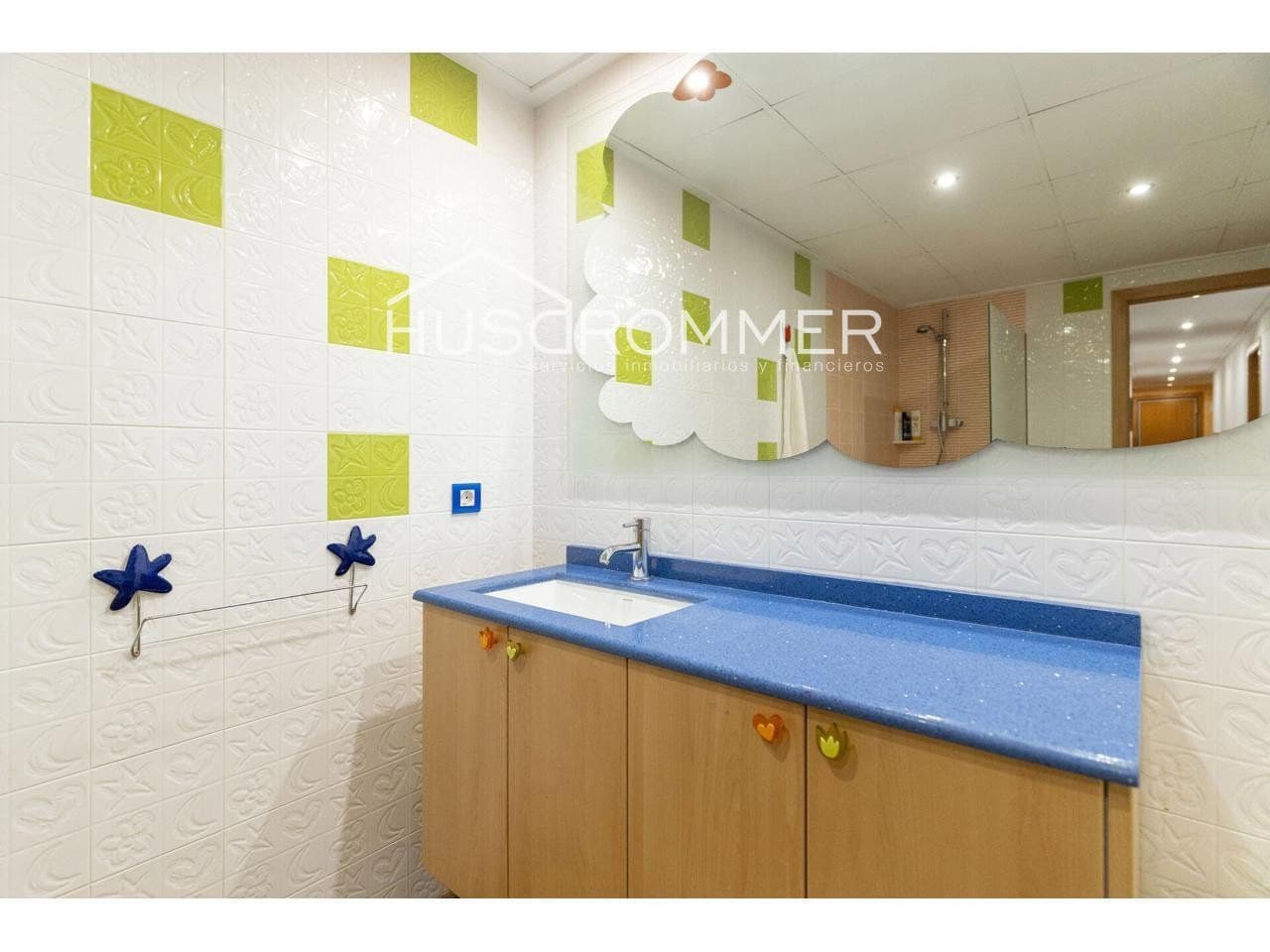 5 slaapkamer Flat te koop in Vila-real met garage - € 320.000 (Ref: 8764633)