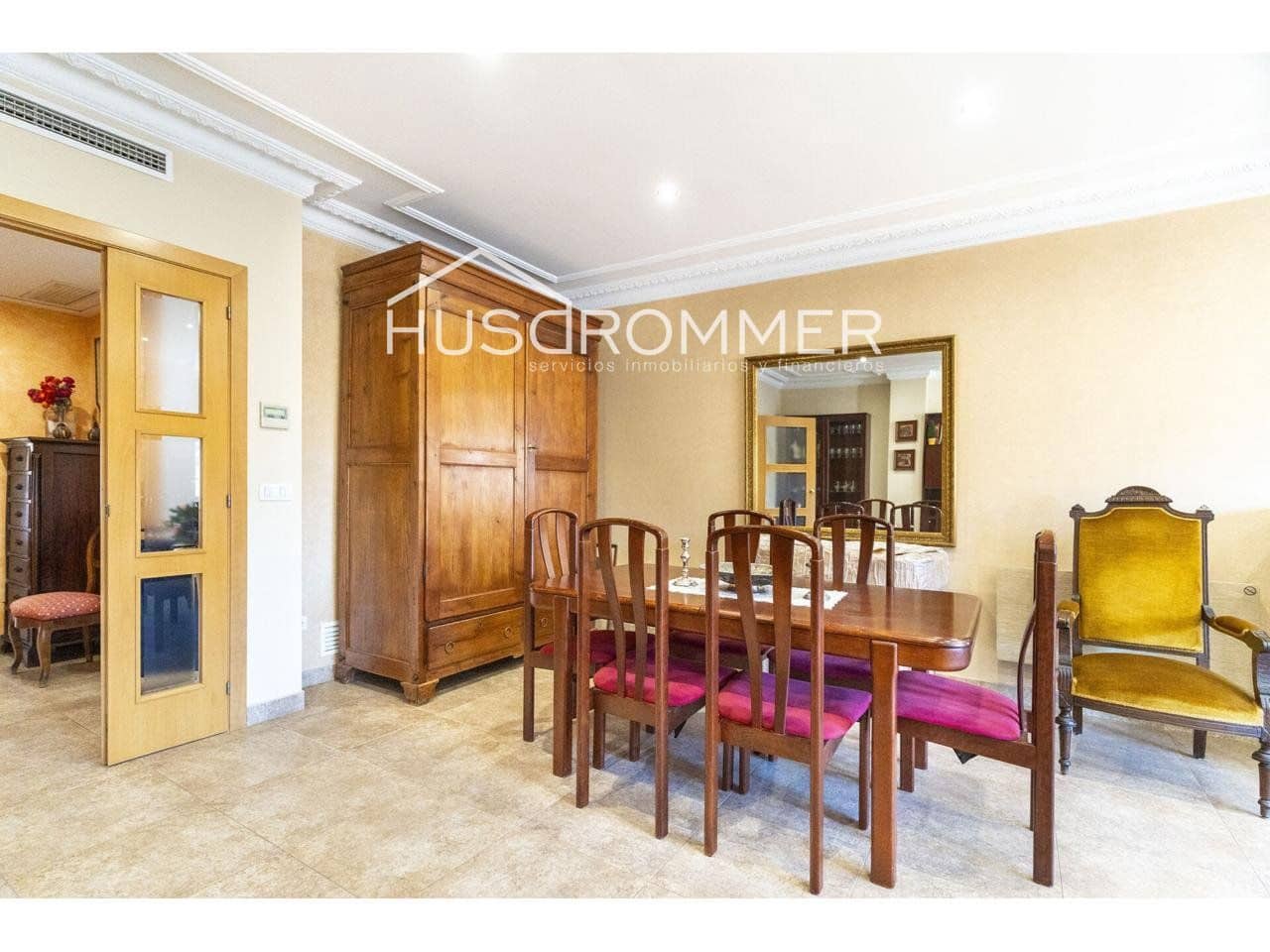 5 slaapkamer Flat te koop in Vila-real met garage - € 320.000 (Ref: 8764633)