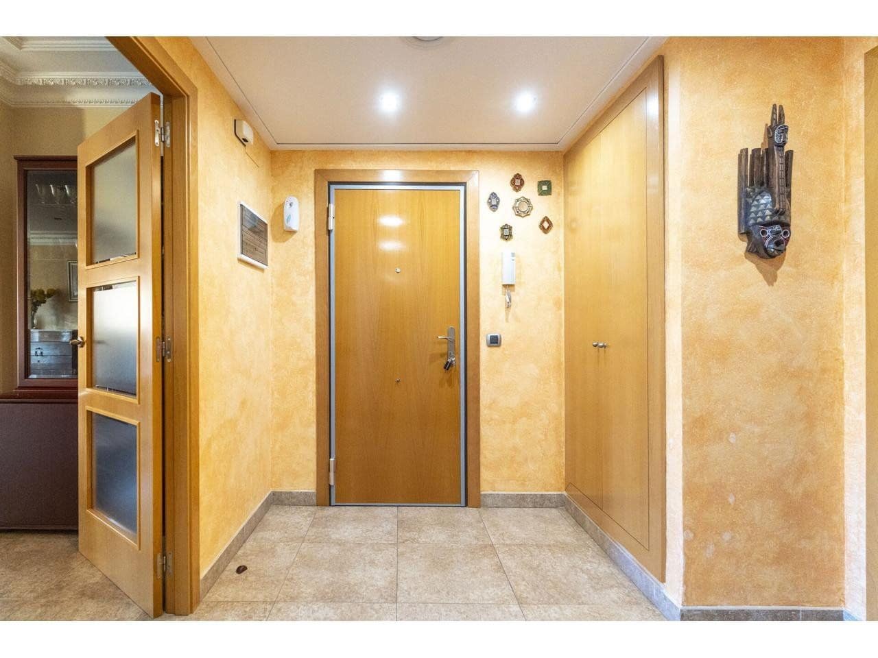 5 slaapkamer Flat te koop in Vila-real met garage - € 320.000 (Ref: 8764633)