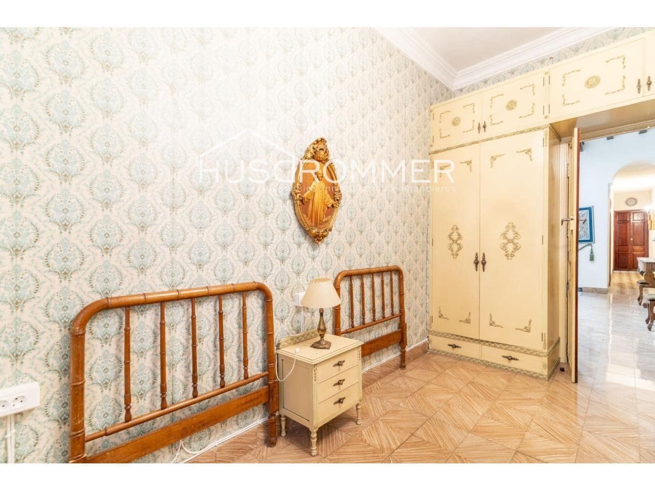 11 soveværelse Villa til salg i Vila-real med garage - € 564.000 (Ref: 8815308)