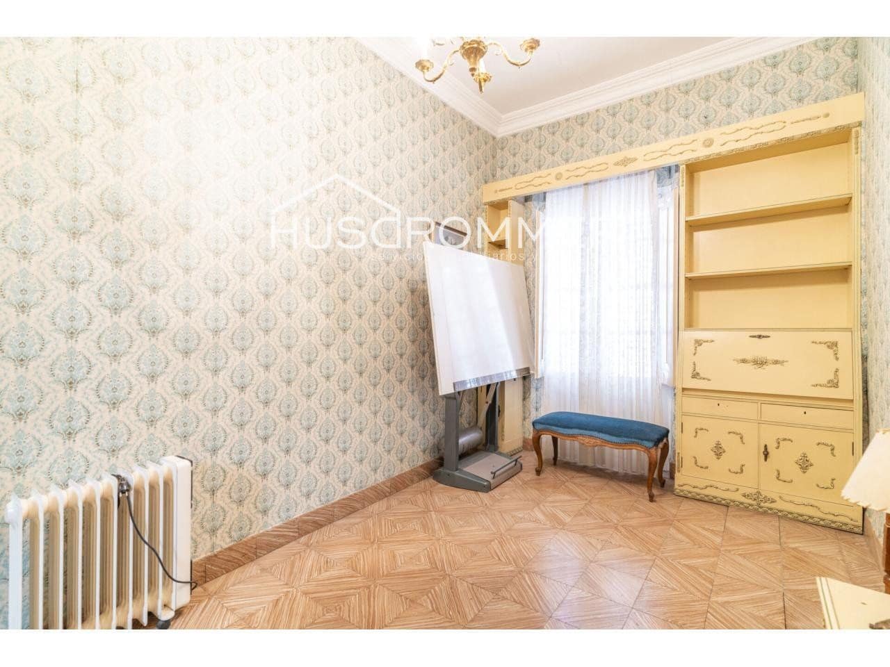 11 soveværelse Villa til salg i Vila-real med garage - € 564.000 (Ref: 8815308)