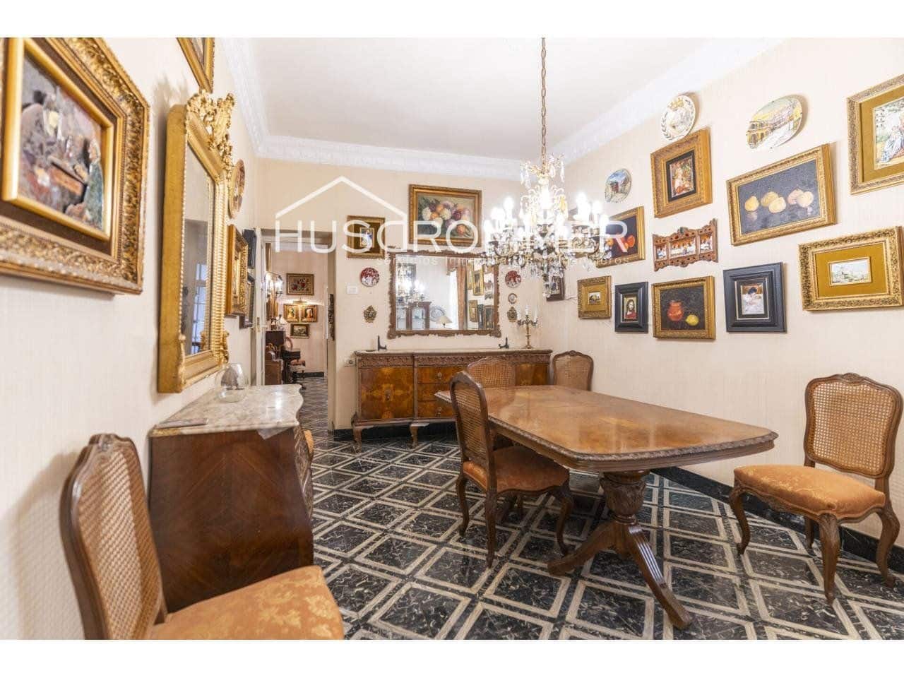 11 soveværelse Villa til salg i Vila-real med garage - € 564.000 (Ref: 8815308)