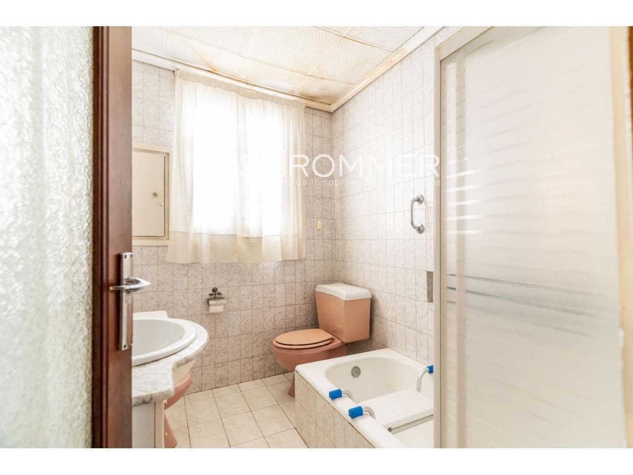 11 soveværelse Villa til salg i Vila-real med garage - € 564.000 (Ref: 8815308)