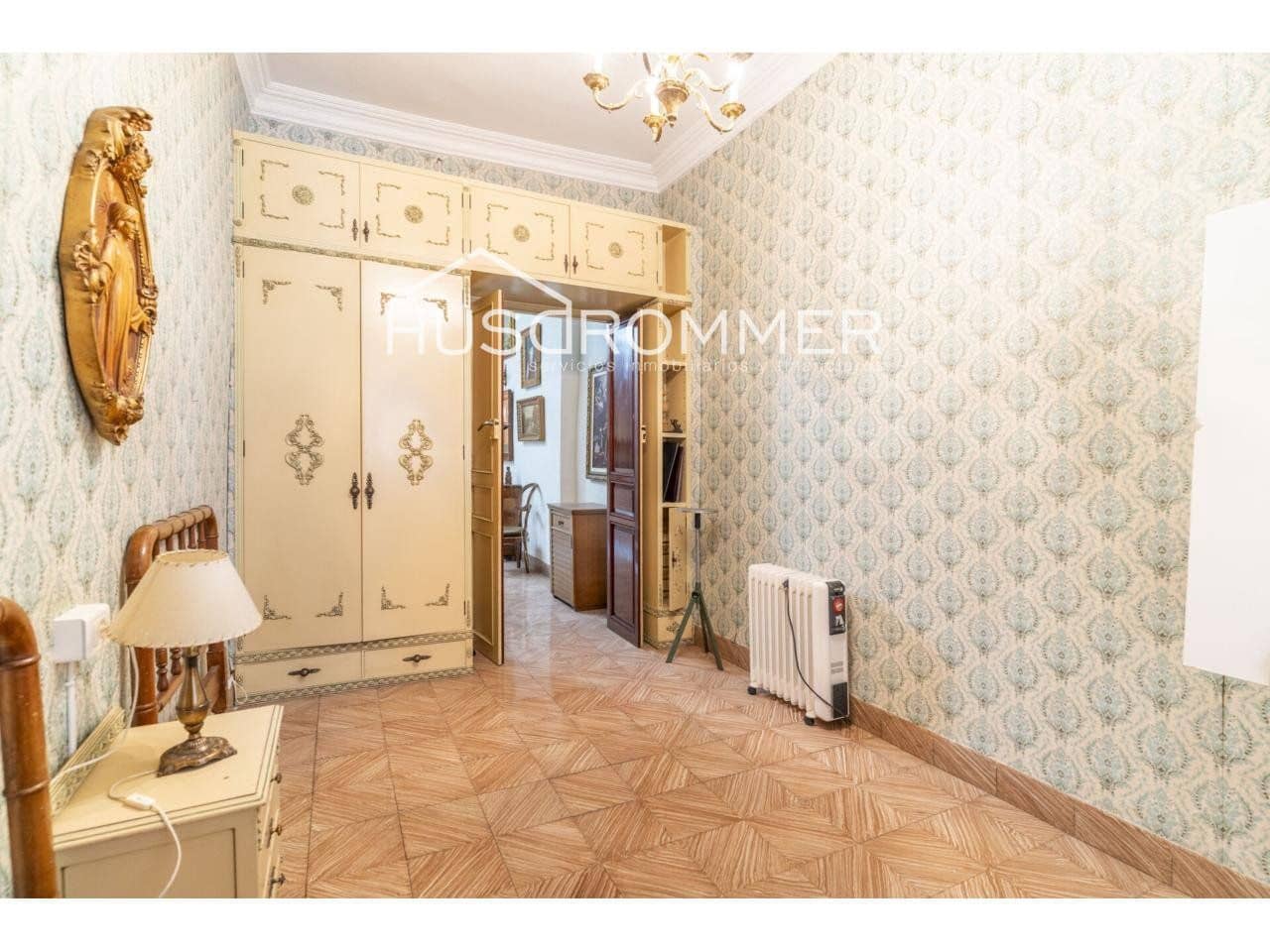 11 soveværelse Villa til salg i Vila-real med garage - € 564.000 (Ref: 8815308)