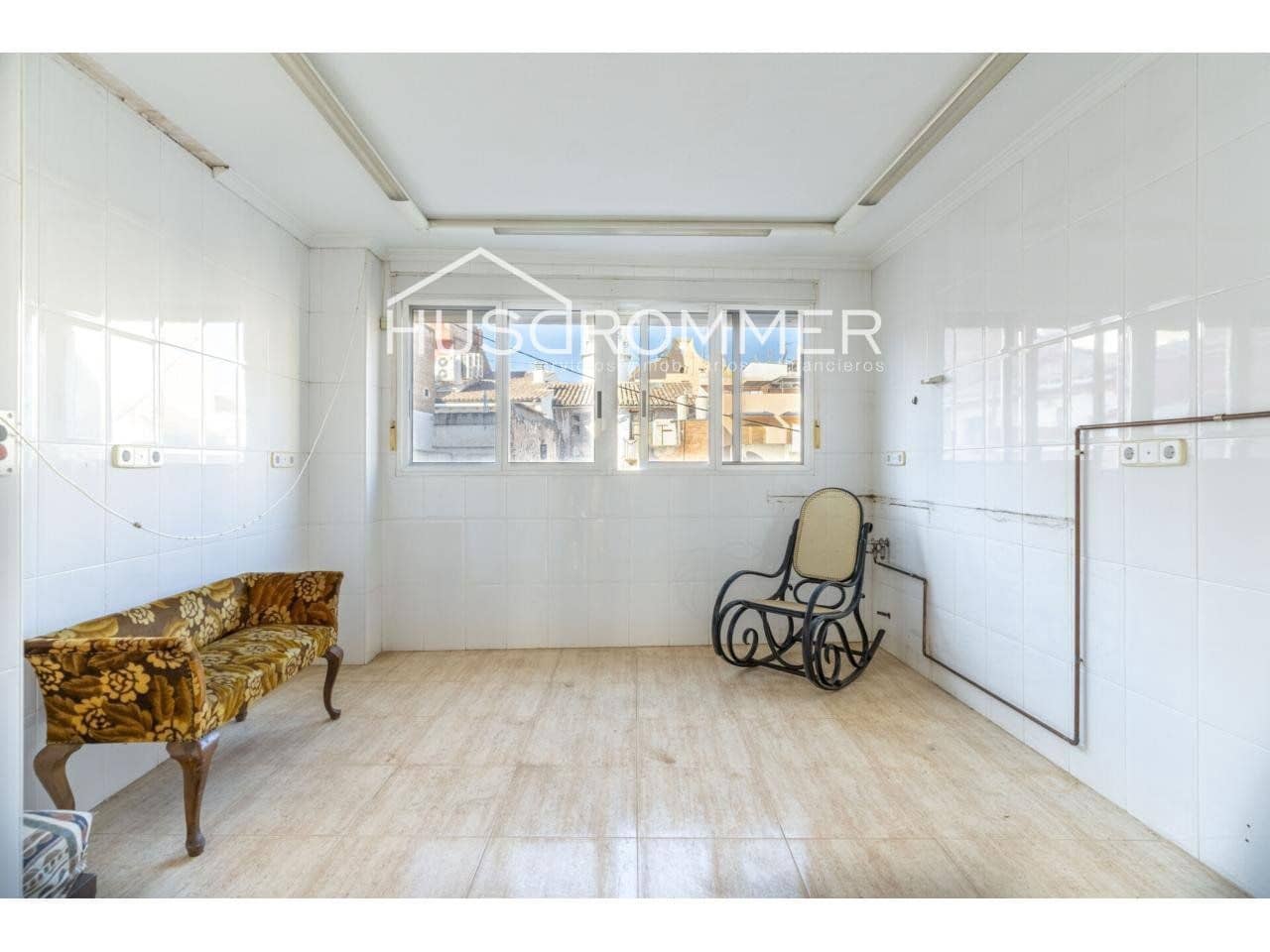 11 soveværelse Villa til salg i Vila-real med garage - € 564.000 (Ref: 8815308)