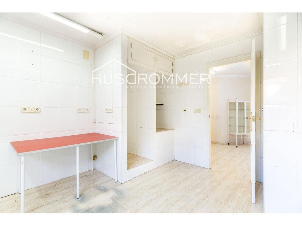 4 slaapkamer Villa te koop in Vila-real met garage - € 265.000 (Ref: 8815309)