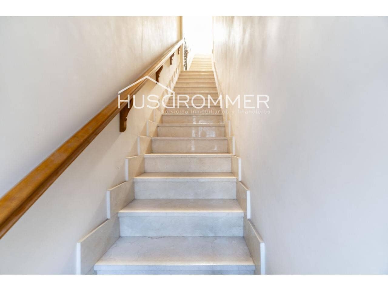 4 slaapkamer Villa te koop in Vila-real met garage - € 265.000 (Ref: 8815309)