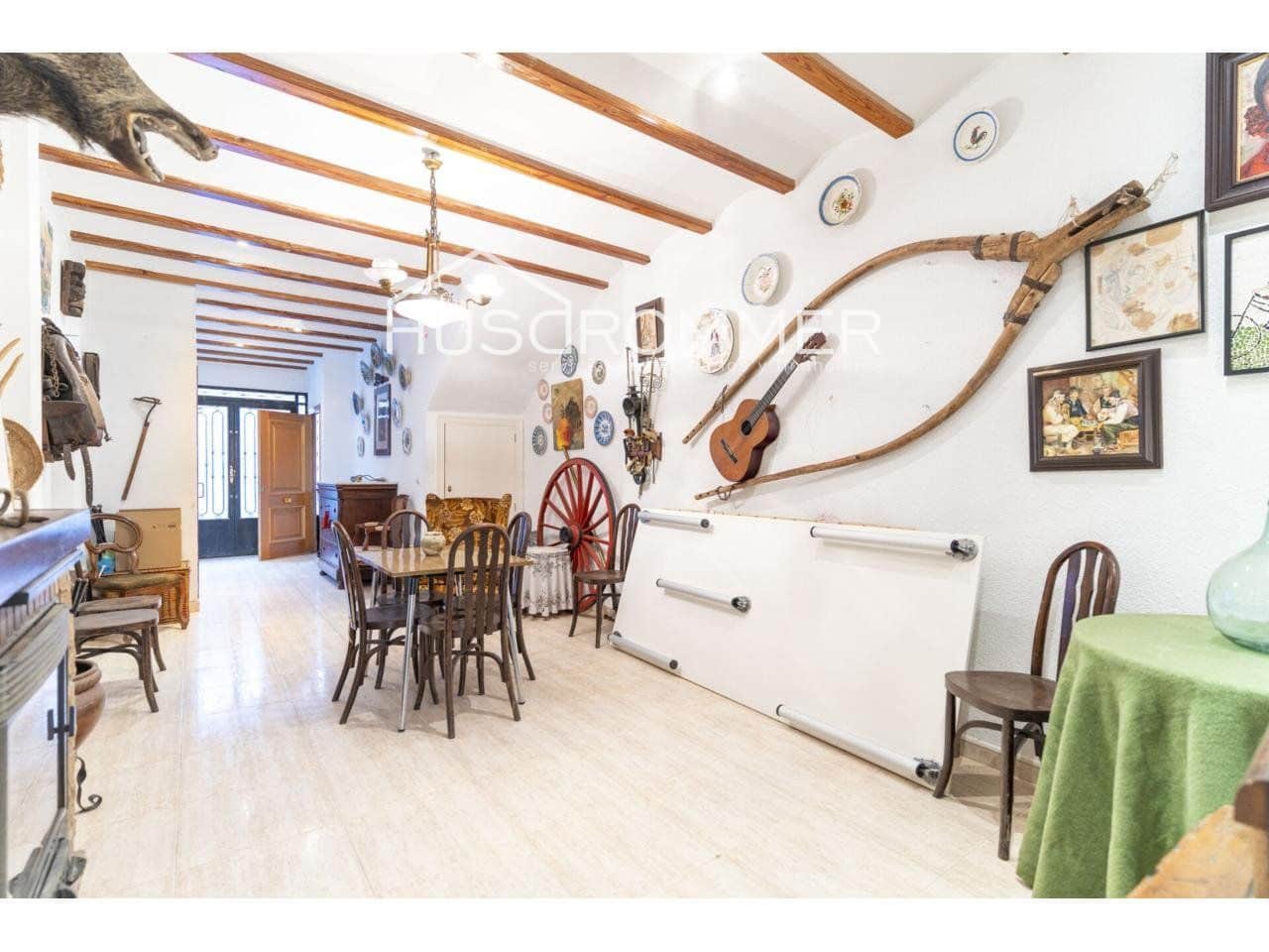 4 slaapkamer Villa te koop in Vila-real met garage - € 265.000 (Ref: 8815309)