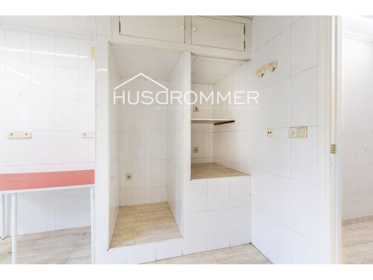 4 slaapkamer Villa te koop in Vila-real met garage - € 265.000 (Ref: 8815309)