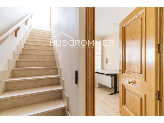 4 soveværelse Villa til salg i Vila-real med garage - € 265.000 (Ref: 8815309)