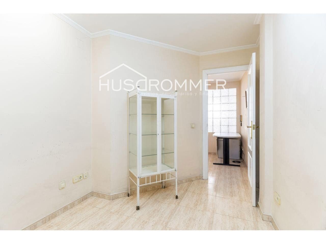 4 slaapkamer Villa te koop in Vila-real met garage - € 265.000 (Ref: 8815309)