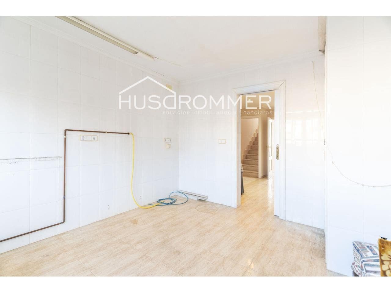 4 slaapkamer Villa te koop in Vila-real met garage - € 265.000 (Ref: 8815309)