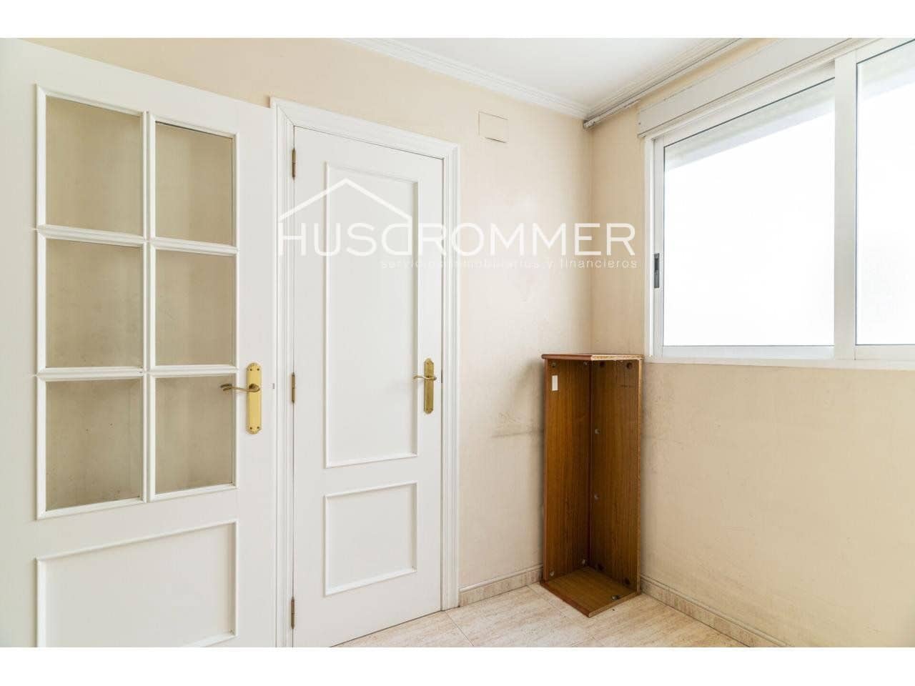 4 slaapkamer Villa te koop in Vila-real met garage - € 265.000 (Ref: 8815309)