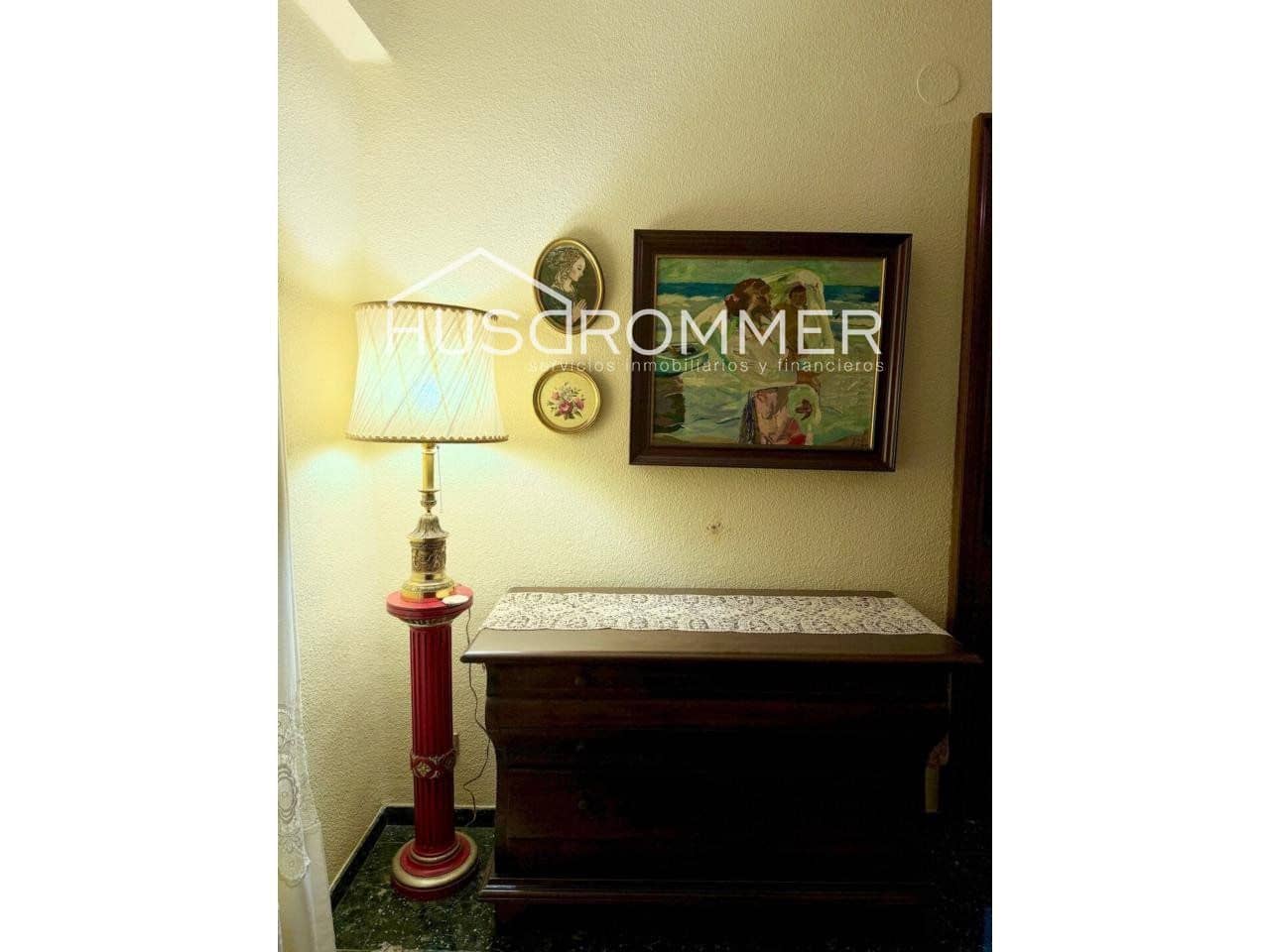 8 soveværelse Lejlighed til salg i Burriana / Borriana - € 250.000 (Ref: 8838125)