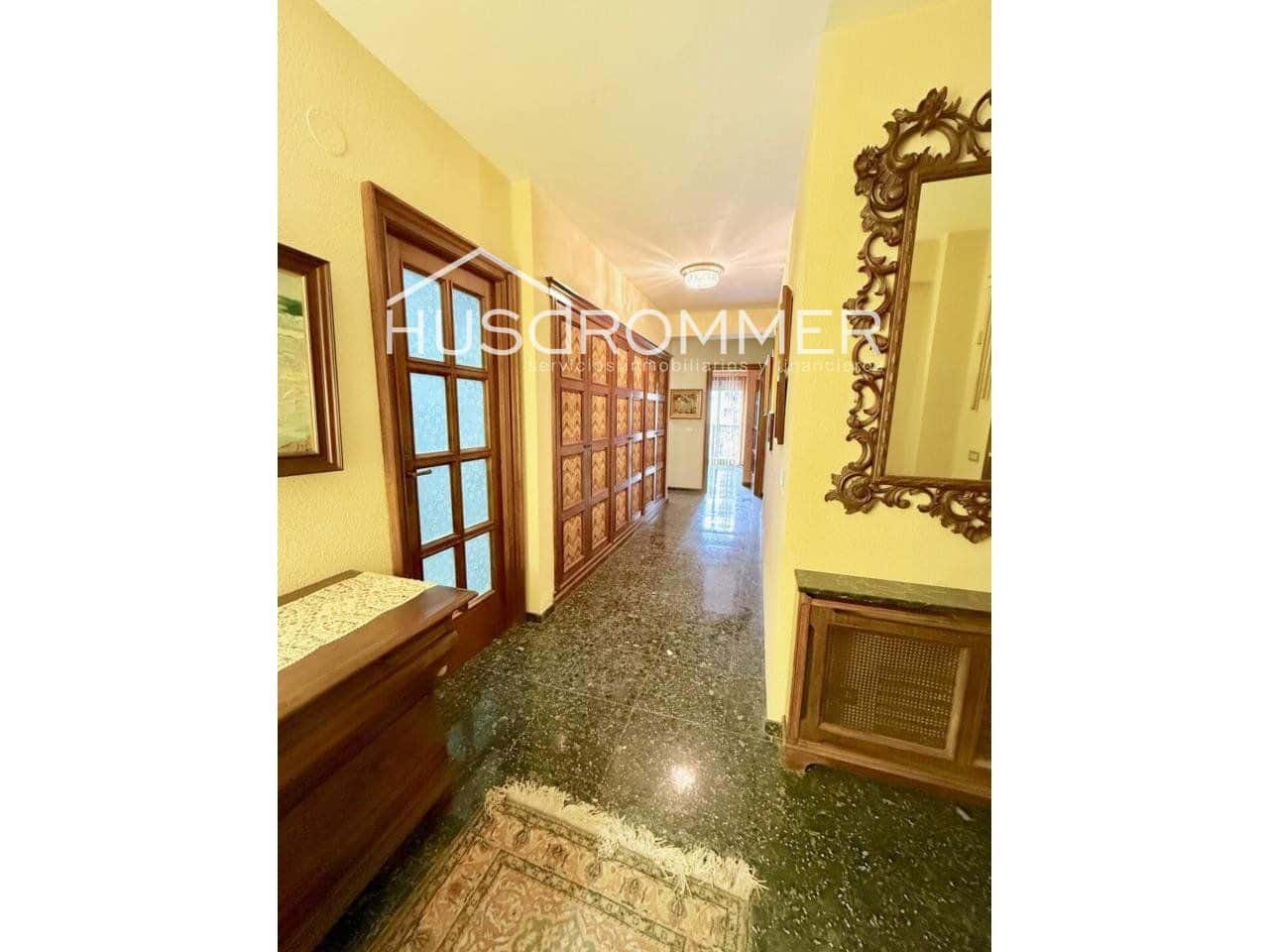 8 soveværelse Lejlighed til salg i Burriana / Borriana - € 250.000 (Ref: 8838125)