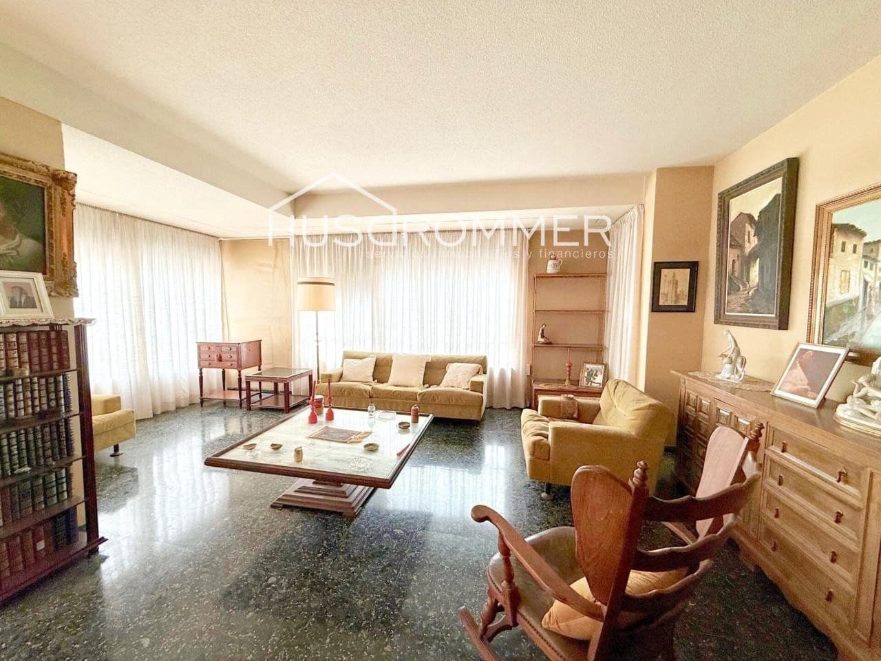 8 soveværelse Lejlighed til salg i Burriana / Borriana - € 250.000 (Ref: 8838125)