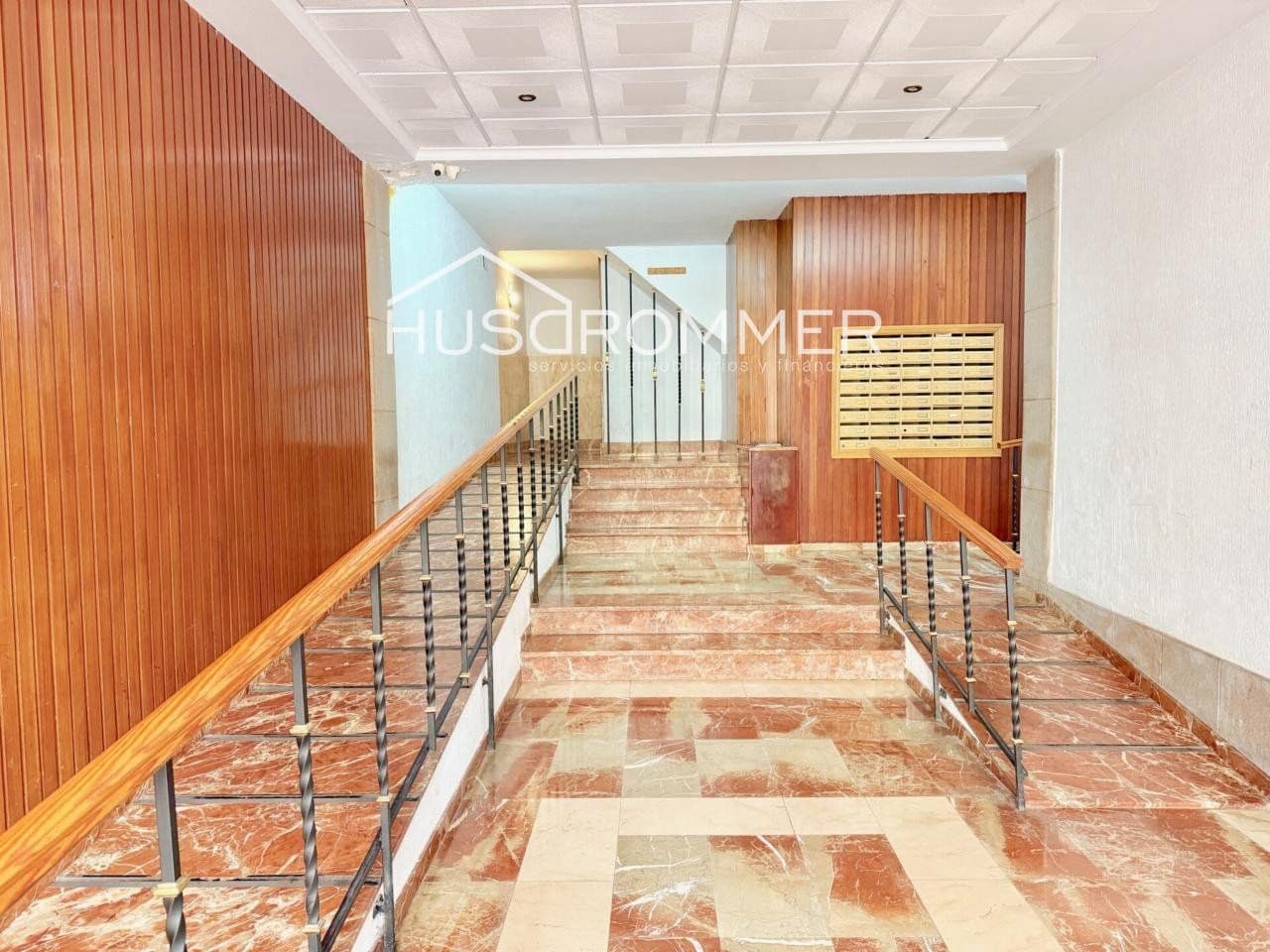 8 soveværelse Lejlighed til salg i Burriana / Borriana - € 250.000 (Ref: 8838125)