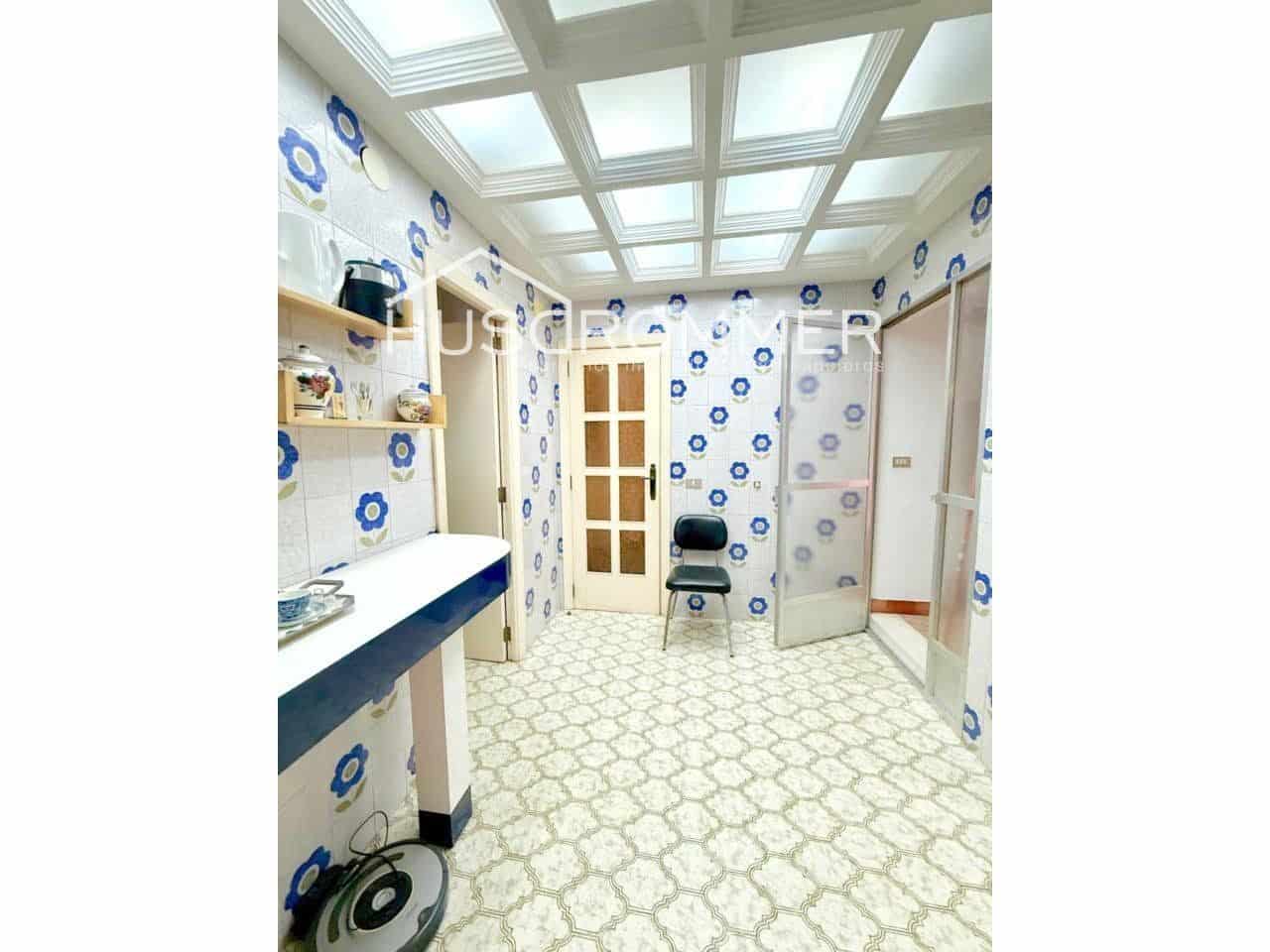 8 soveværelse Lejlighed til salg i Burriana / Borriana - € 250.000 (Ref: 8838125)