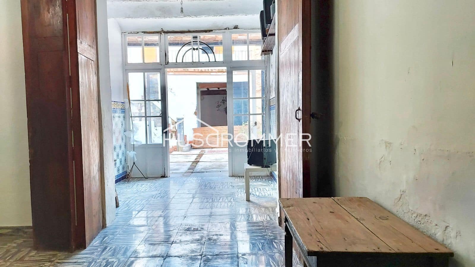 Commercial for rent in Vila-real - € 1,500 (Ref: 8873326)