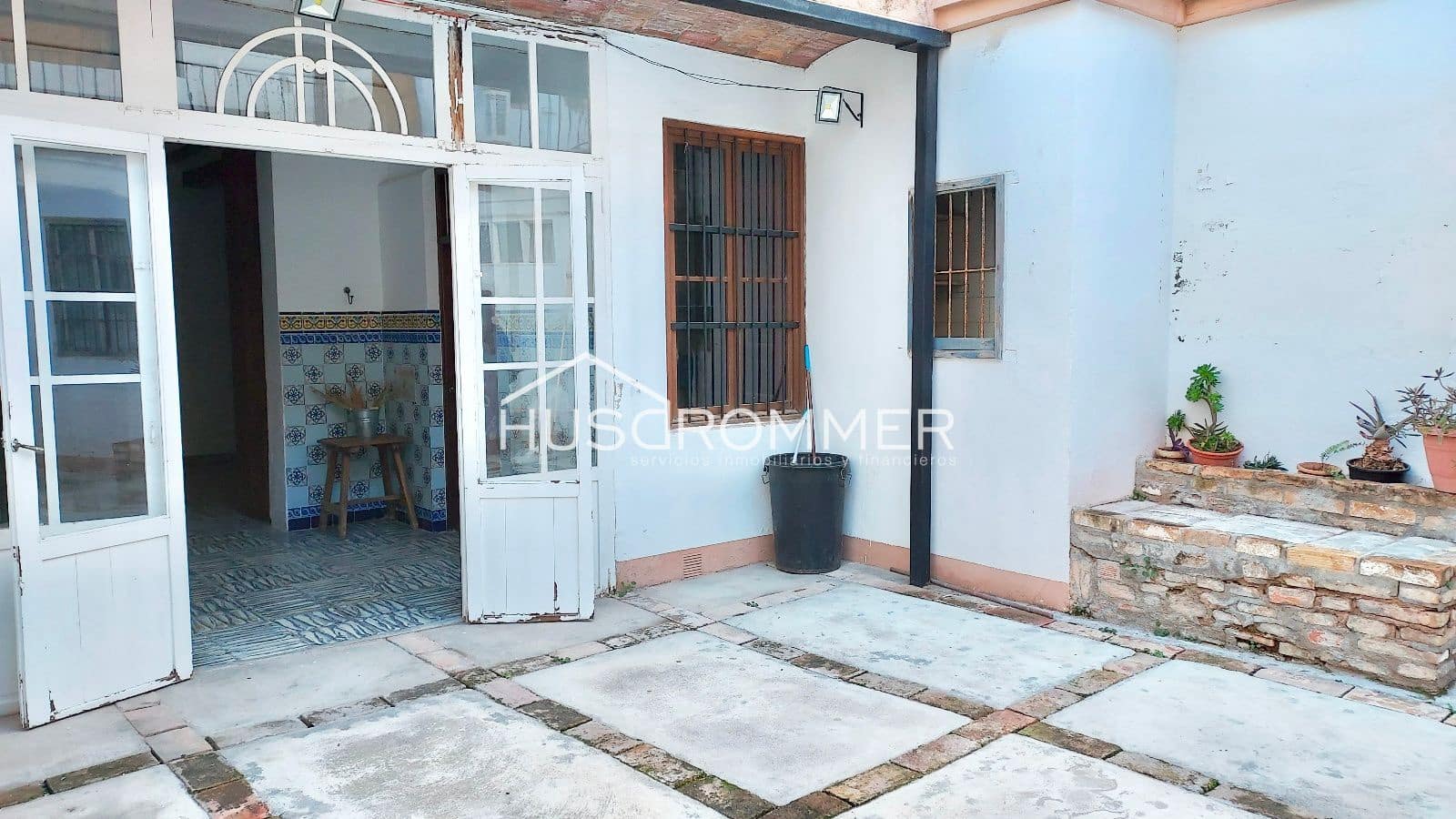 Commercial for rent in Vila-real - € 1,500 (Ref: 8873326)