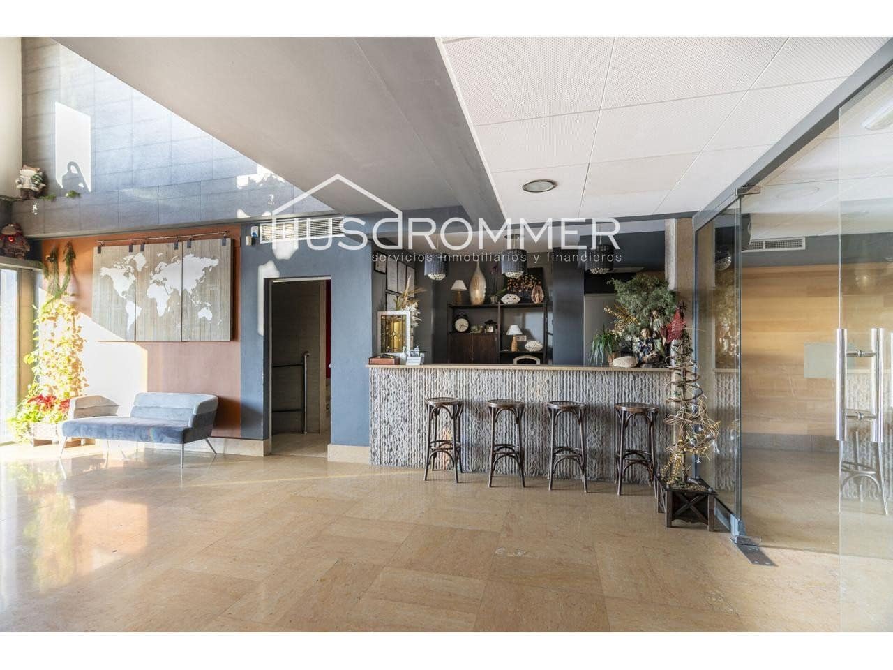 Restaurant/Bar til salg i Castello de la Plana - € 1.800.000 (Ref: 8873327)