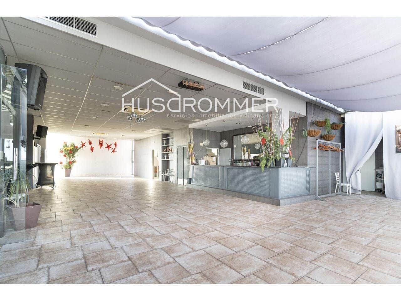 Restaurant/Bar til salg i Castello de la Plana - € 1.800.000 (Ref: 8873327)