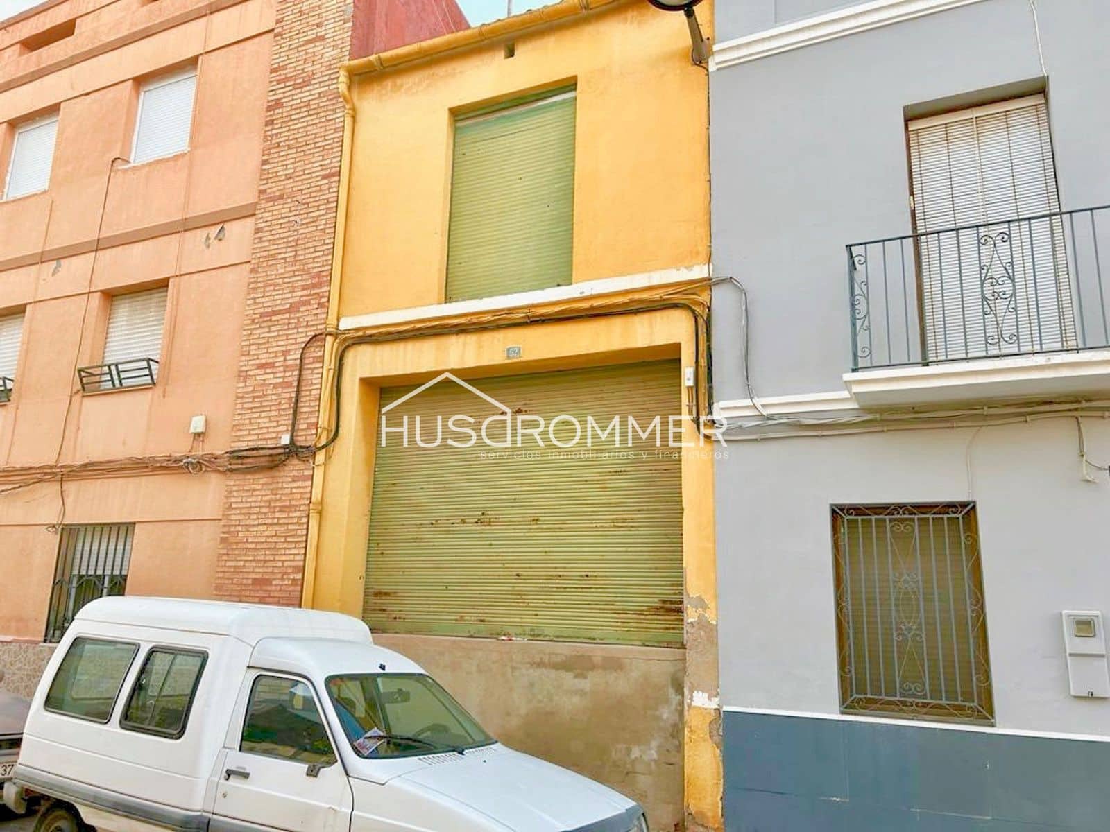 Kaupallinen myytävänä paikassa Vila-real - 1 900 000 € (Ref: 8875883)