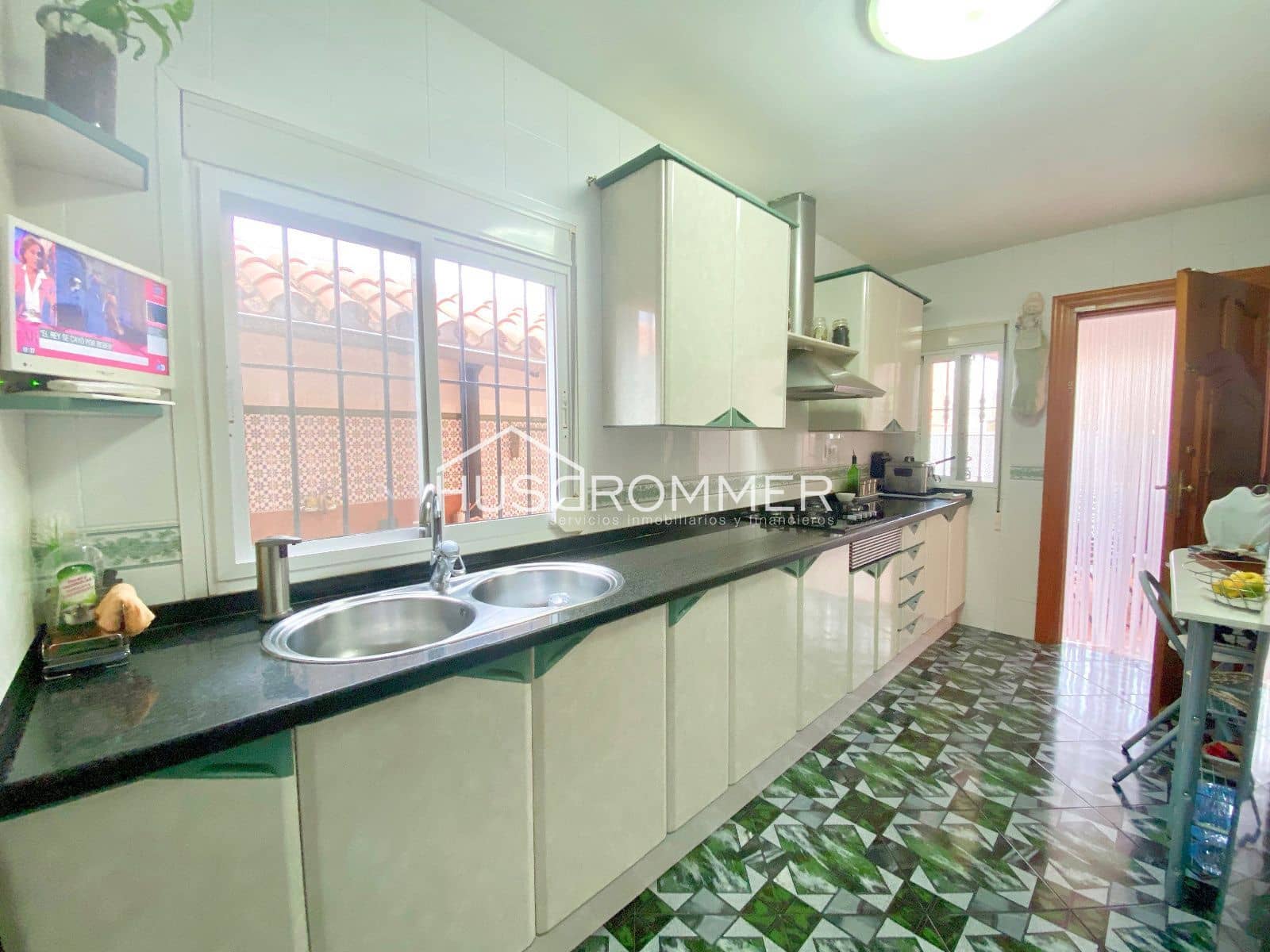 3 soveværelse Villa til salg i Vila-real med garage - € 285.000 (Ref: 8881137)