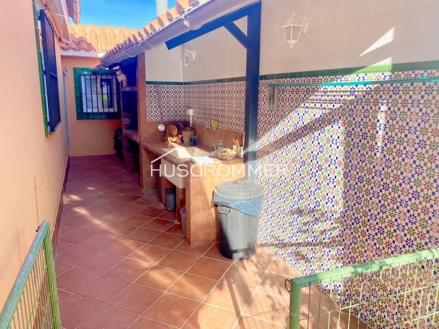 3 soveværelse Villa til salg i Vila-real med garage - € 285.000 (Ref: 8881137)