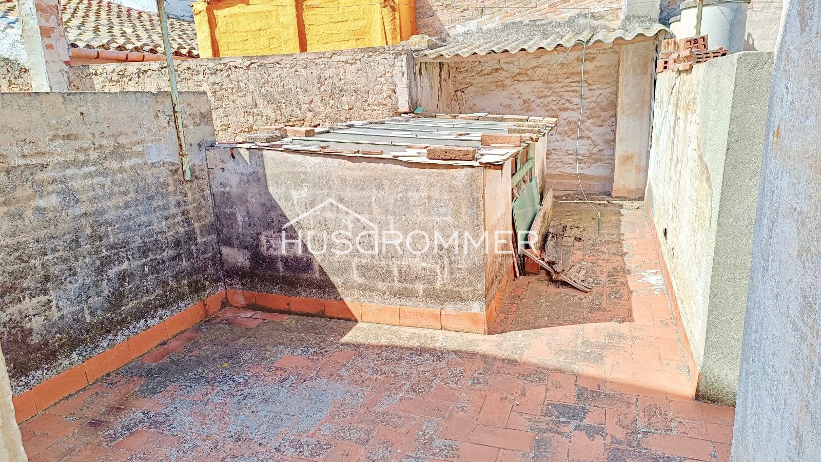 8 soveværelse Villa til salg i Vila-real - € 200.000 (Ref: 8890963)