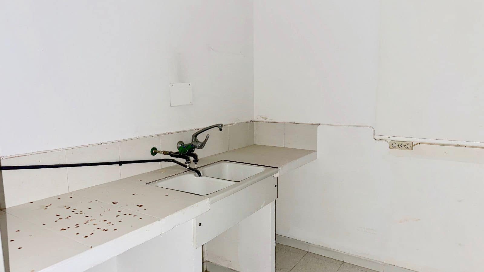 Ufficio in vendita in Castello de la Plana - 70.000 € (Rif: 8890965)