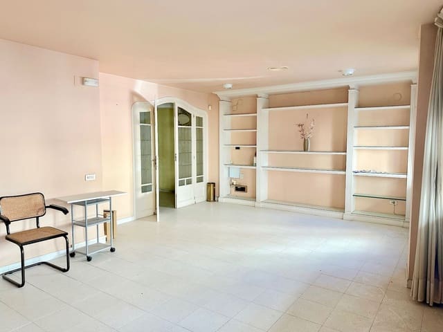 Office for sale in Centro, Castelló de la Plana - € 70,000 (Ref: 8890965)