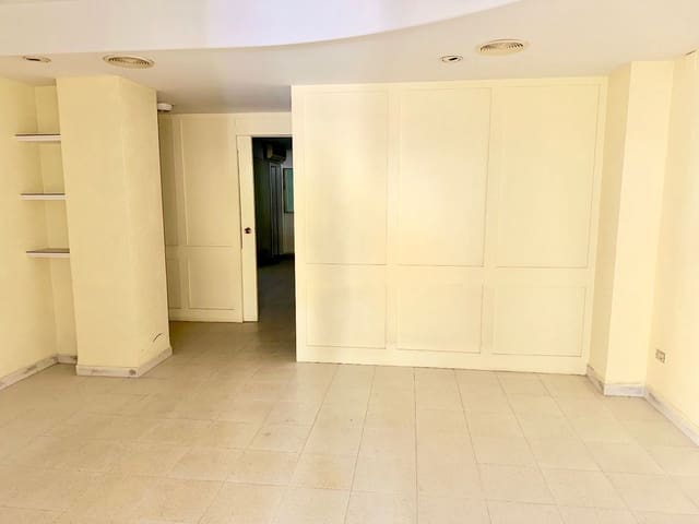 Office for sale in Centro, Castelló de la Plana - € 70,000 (Ref: 8890965)