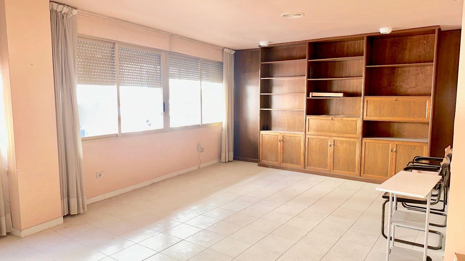 Ufficio in vendita in Castello de la Plana - 70.000 € (Rif: 8890965)