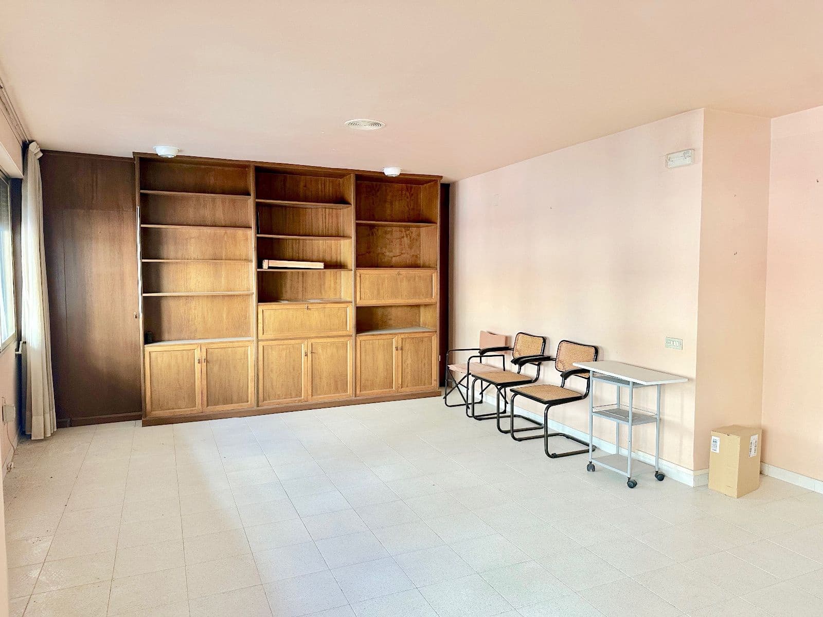 Ufficio in vendita in Castello de la Plana - 70.000 € (Rif: 8890965)