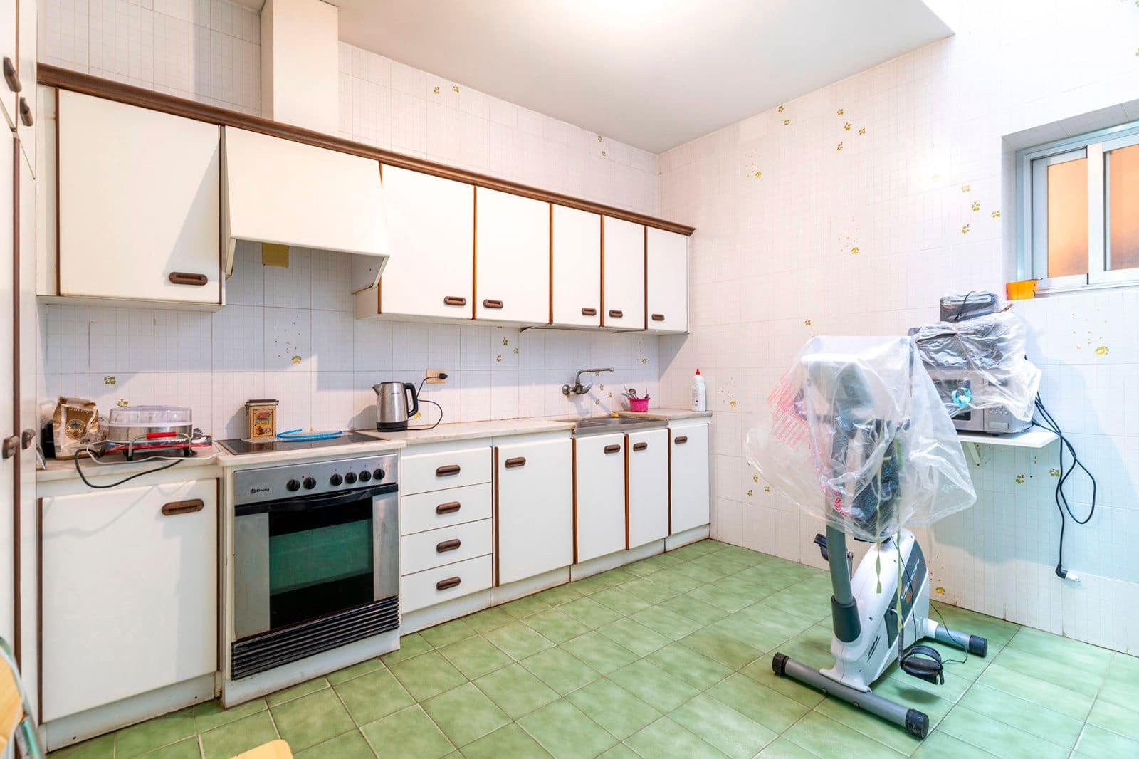 8 soveværelse Villa til salg i Burriana / Borriana - € 210.000 (Ref: 8890967)