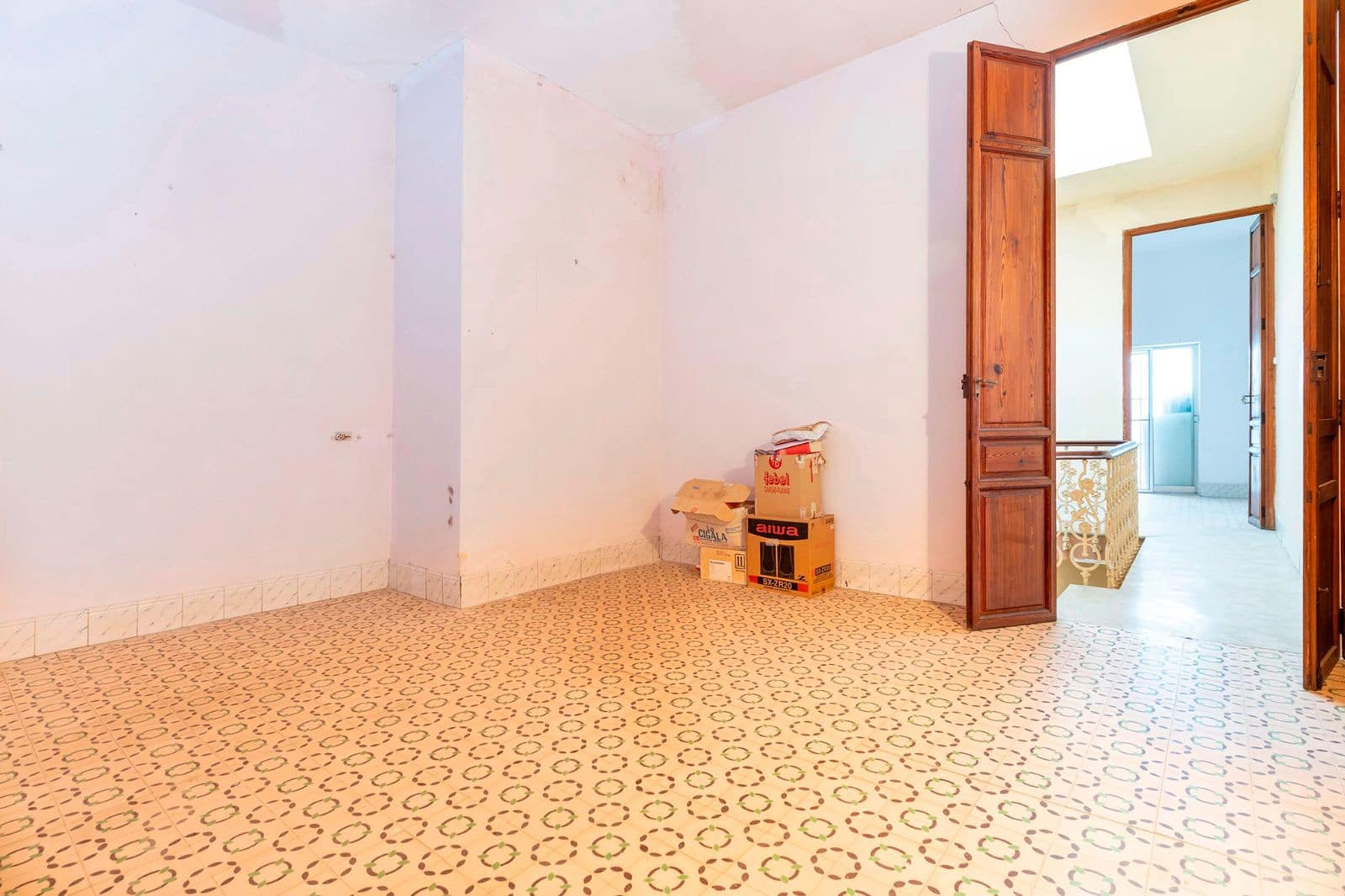 8 soveværelse Villa til salg i Burriana / Borriana - € 210.000 (Ref: 8890967)