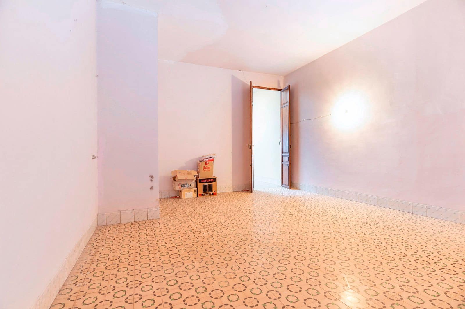 8 soveværelse Villa til salg i Burriana / Borriana - € 210.000 (Ref: 8890967)