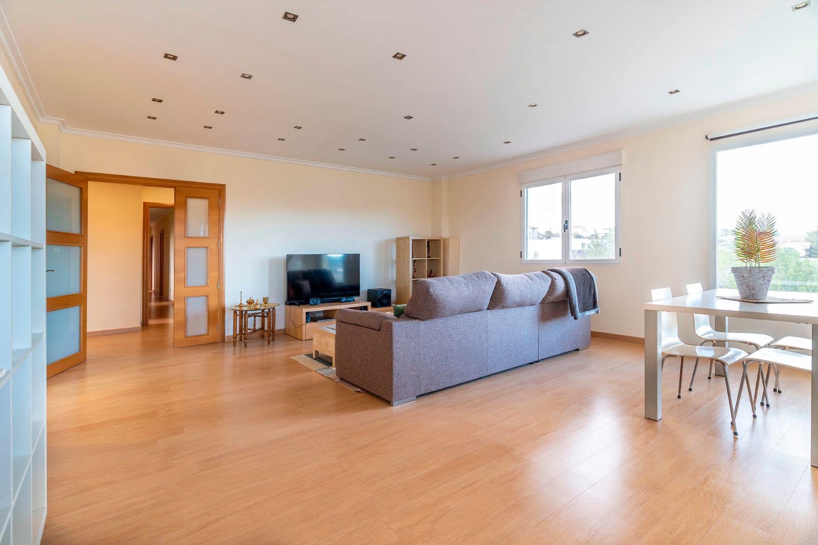 7 soverom Villa til salgs i L'Alcora med garasje - € 435 000 (Ref: 8890968)