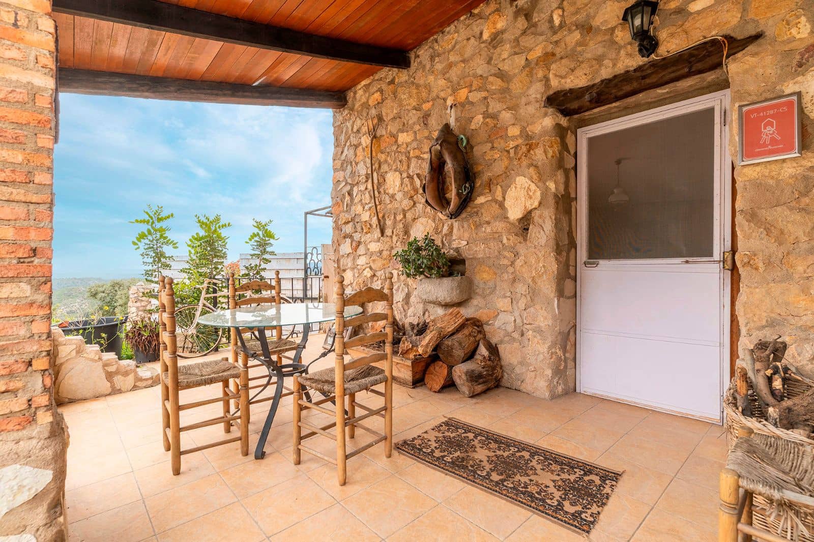 7 sypialnia Restauracja lub bar na sprzedaż w Costur z basenem - 265 000 € (Ref: 8890969)